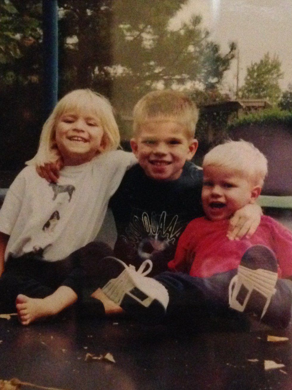 14 Signs You Grew Up With Brothers