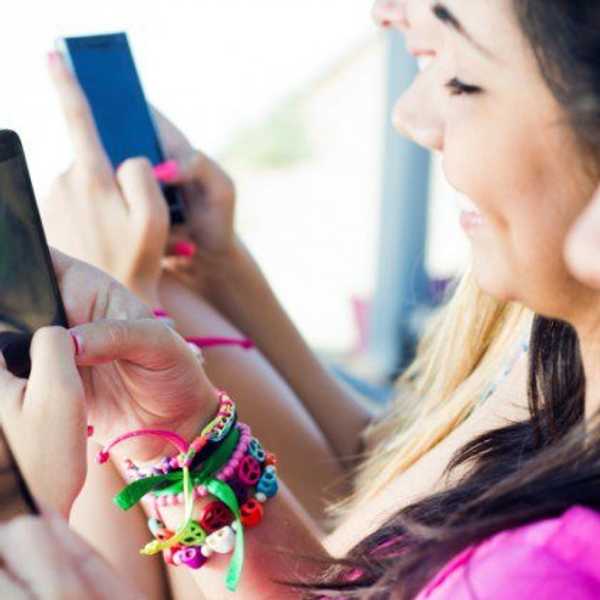 5 Reasons To Put That Phone Down