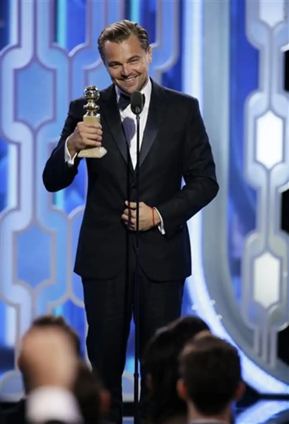 Leonardo Dicaprio Wins His Oscar!
