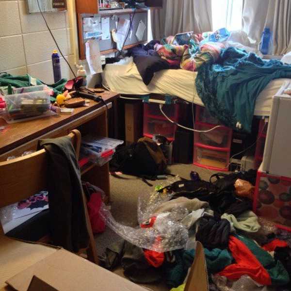 8 Ways My Room Is An Accurate Representation Of How My Life Is Going