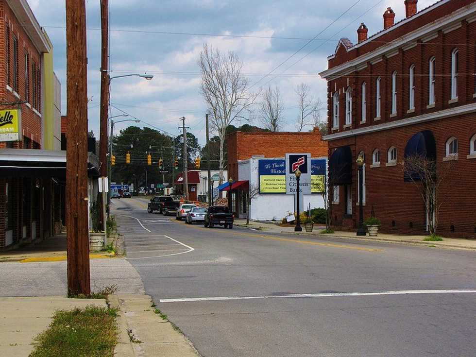 A Letter To My Two-Stoplight Hometown