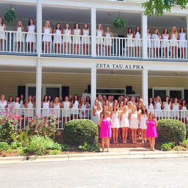 Why I'm Not Dropping My Sorority My Senior Year