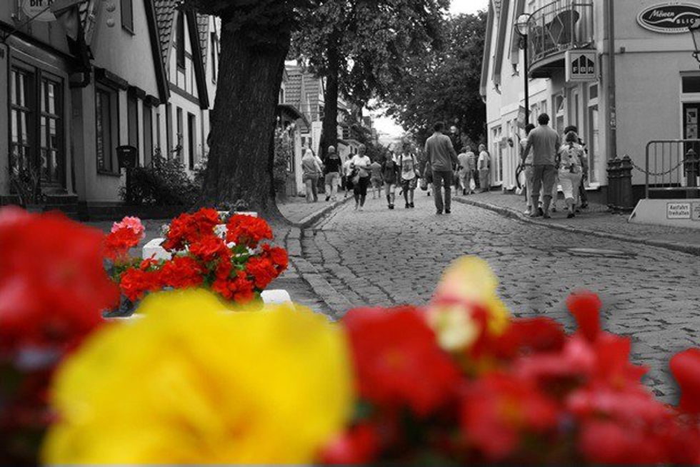 Life Isn't Monochromatic