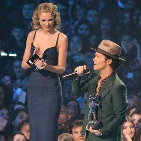 12 Struggles All Tall People Know
