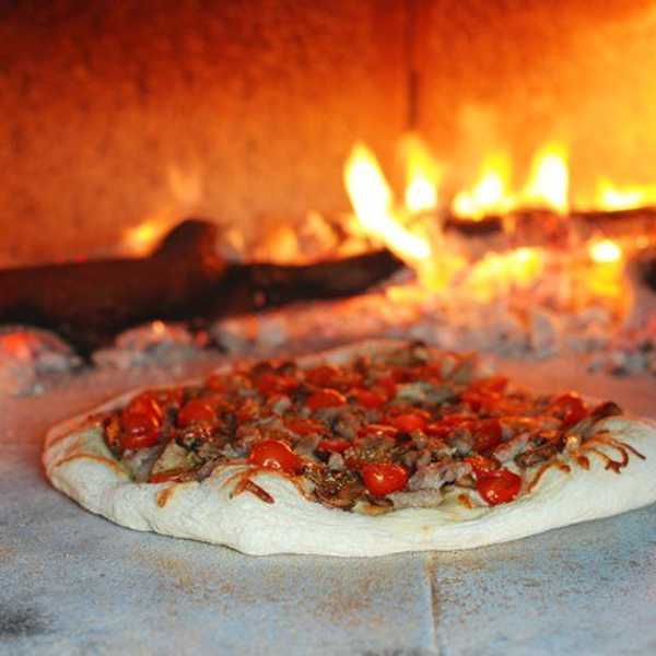 7 Signs You Worked At A Pizzeria