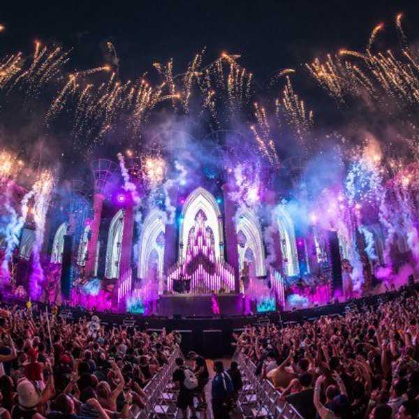 I Am A Raver