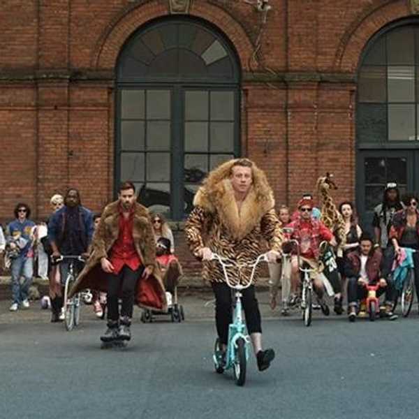 8 Confessions Of A Thrift Shopaholic