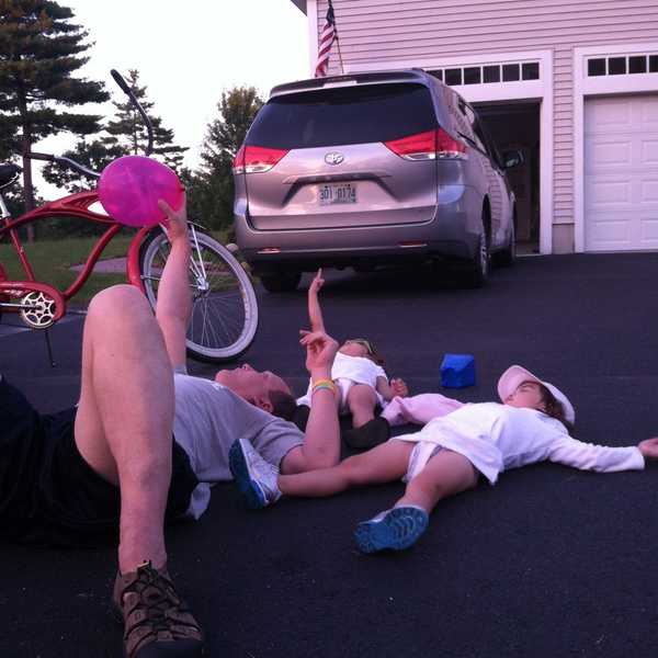 10 Ways To Make The World A Little Brighter