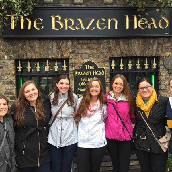 10 Thoughts You Have While Studying Abroad