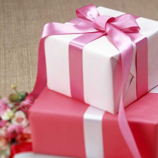 Creative, Cheap Birthday Presents That Girls Will Love