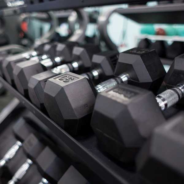 19 Thoughts You Have During Leg Day