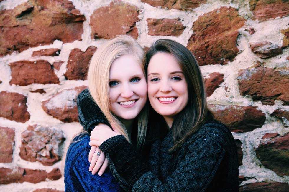 Can't Find Your Soul Mate? You're Probably A Twin