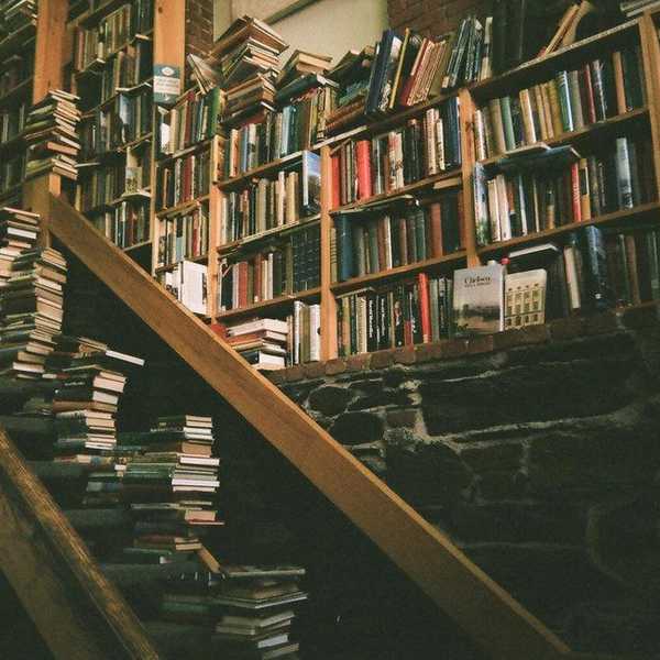 5 Things Books Can Do That Movies Can't