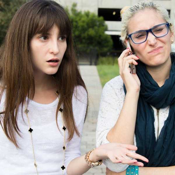 11 Signs You're The "Mom Friend"