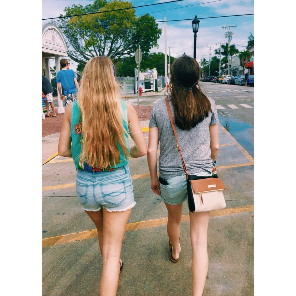 Best Friends That Travel Together Stay Together