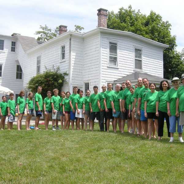 20 Signs You Grew Up In A Large Irish-American Family