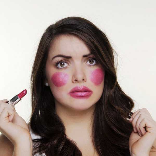 The Struggles Of Wearing Makeup