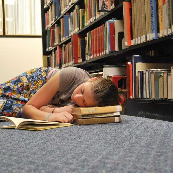 10 Signs Your "New Semester Enthusiasm" is Fading