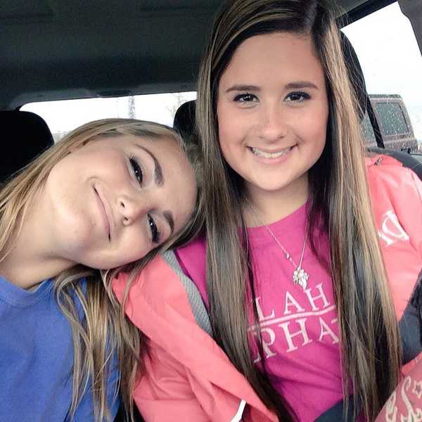 15 Signs Your Best Friend Is Your Person