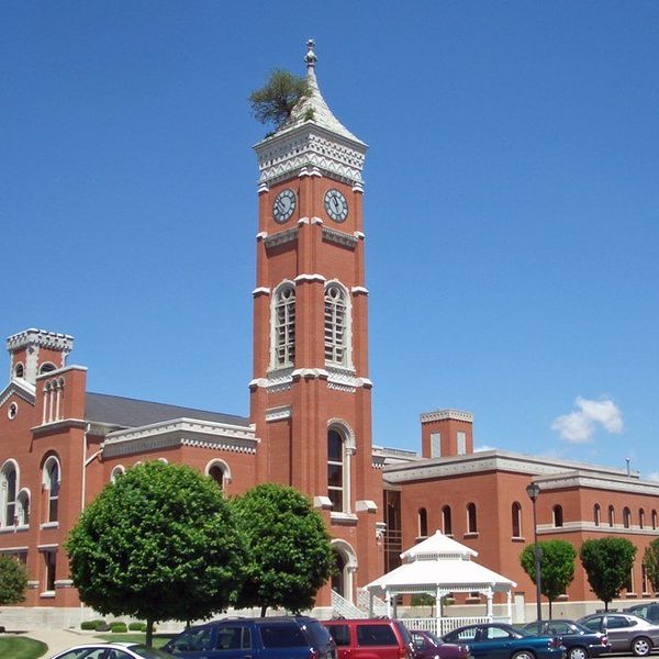 15 Sure Signs You Grew Up In Greensburg, Indiana