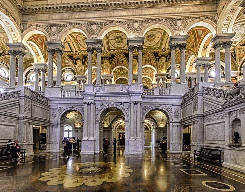 10 Libraries That Will Make You Feel Like You're At Hogwarts