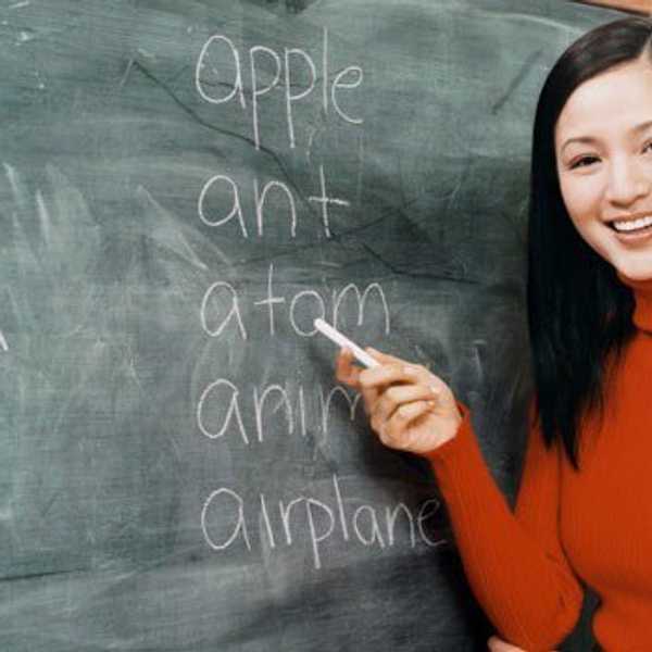 11 Things To Know If You're Interested In Dating An English Teacher