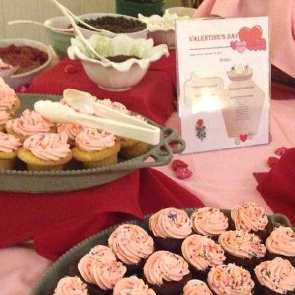 10 Love Poems For Hopeless Romantics