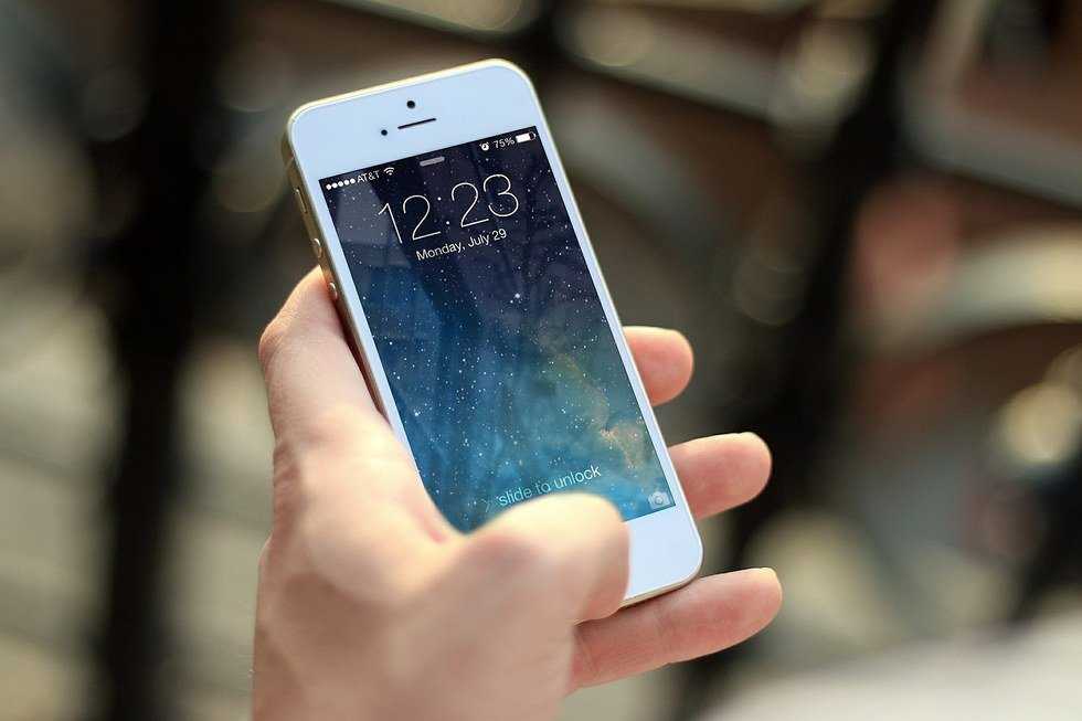 Is Technology Ruining The English Language?