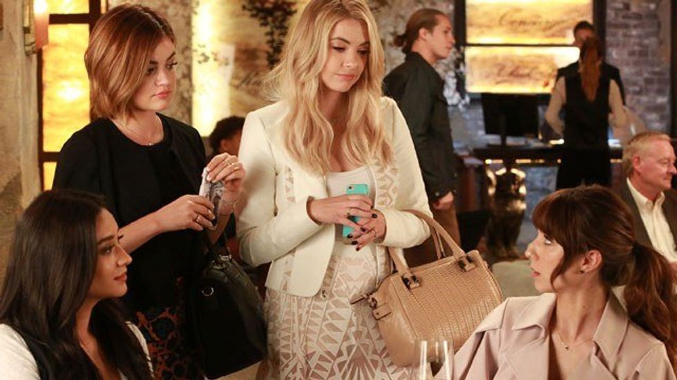 Ranking The Craziest Outfits On 'Pretty Little Liars' So Far This Season