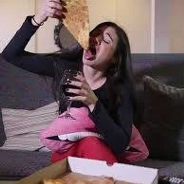 Who Needs A Boyfriend To Have A Good Valentine's Day?