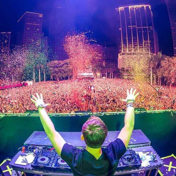 14 People You Meet At A Music Festival