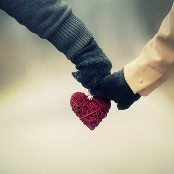 What To Do When You Love Valentine’s Day But Are Single