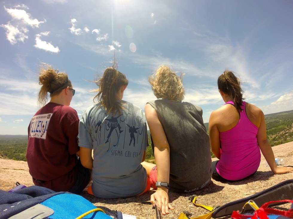 10 Facts About Long Distance Friendships