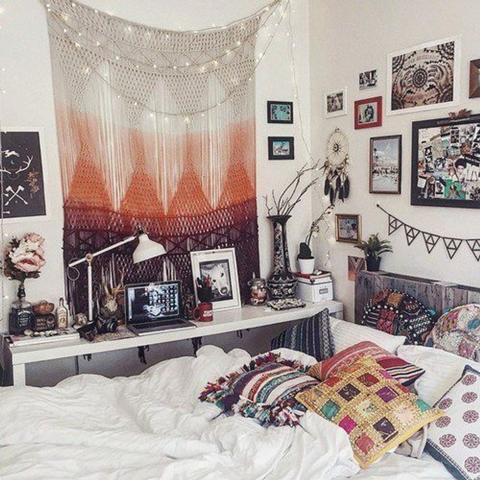Seven Reasons to Keep Your Dorm Room Clean