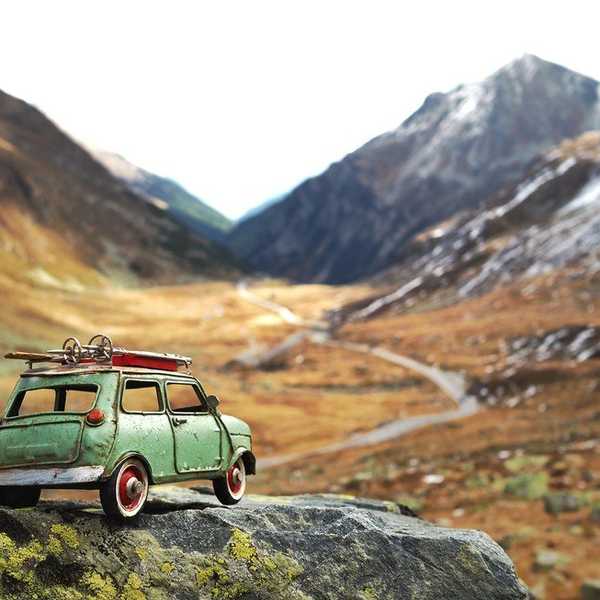 Why We Need To Put the Cellphones Down, and Enjoy The Moment