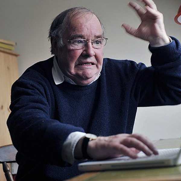 11 Types Of Old People On Facebook