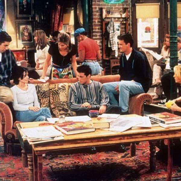 5 Lessons From 'Friends' That Every College Girl Needs To Learn