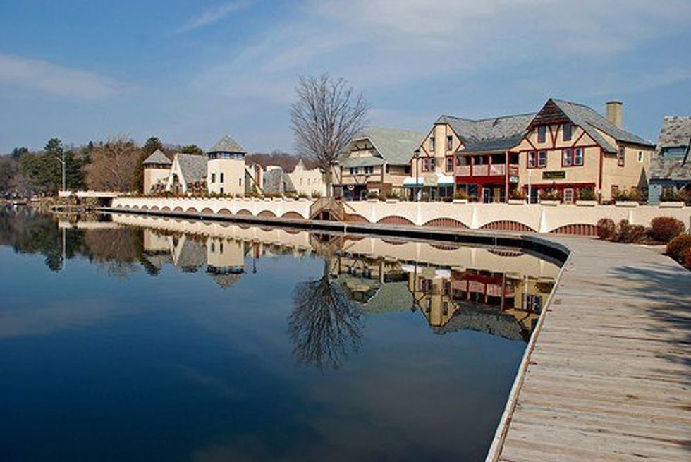 18 Signs You Grew Up In Sparta, New Jersey