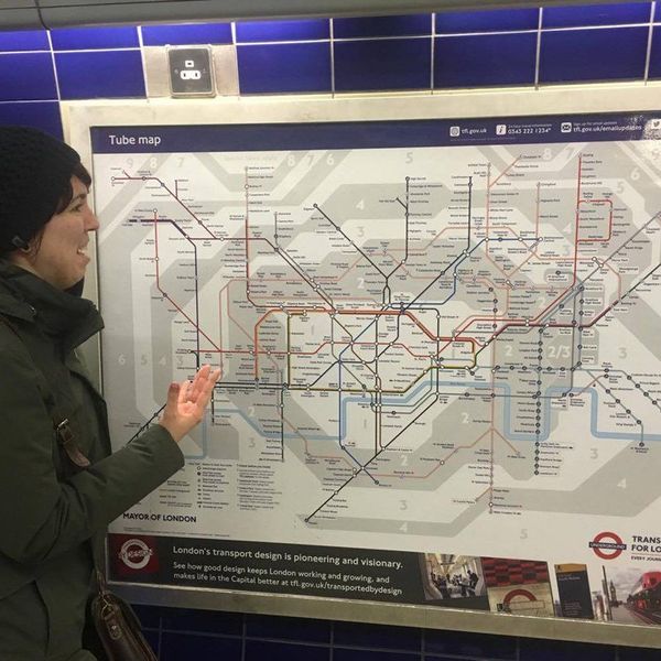 12 Things You Need To Know If You're Traveling Without A SIM Card