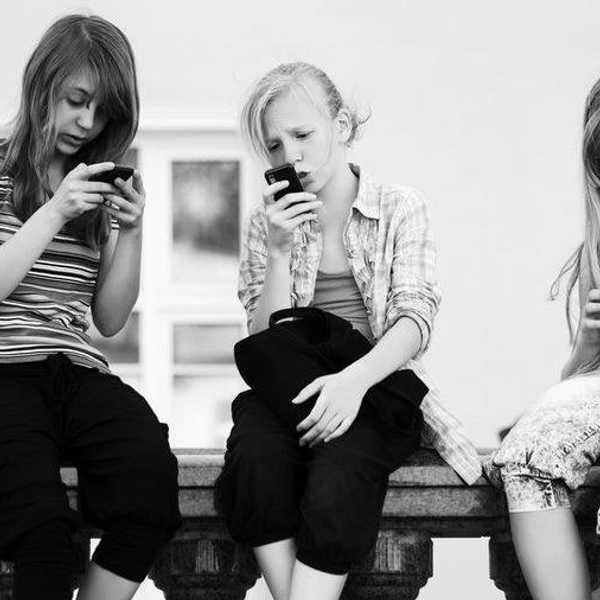 15 Ways I Rely On My Phone Too Much