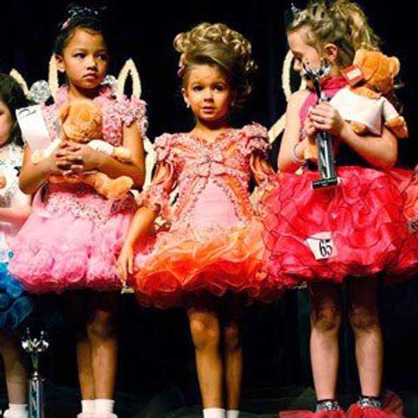Are Pageants Really Healthy For Children?