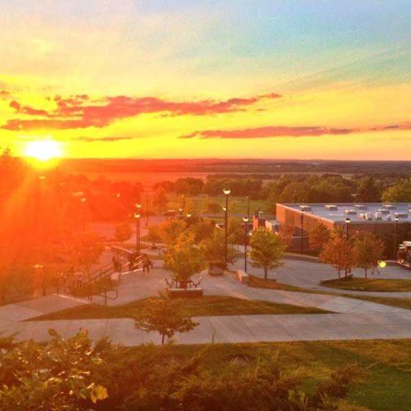 Geneseo Mourns The Death of Students