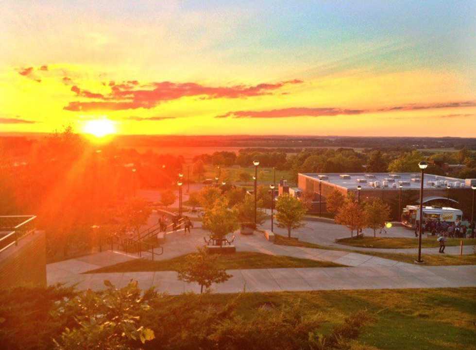 Geneseo Mourns The Death of Students