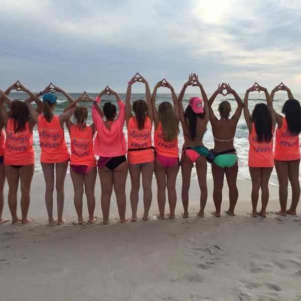 10 Reasons All College Students Should Go On Spring Break This Year