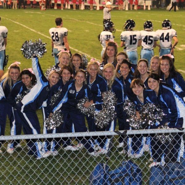 10 Facts That Show You Were A High School Cheerleader