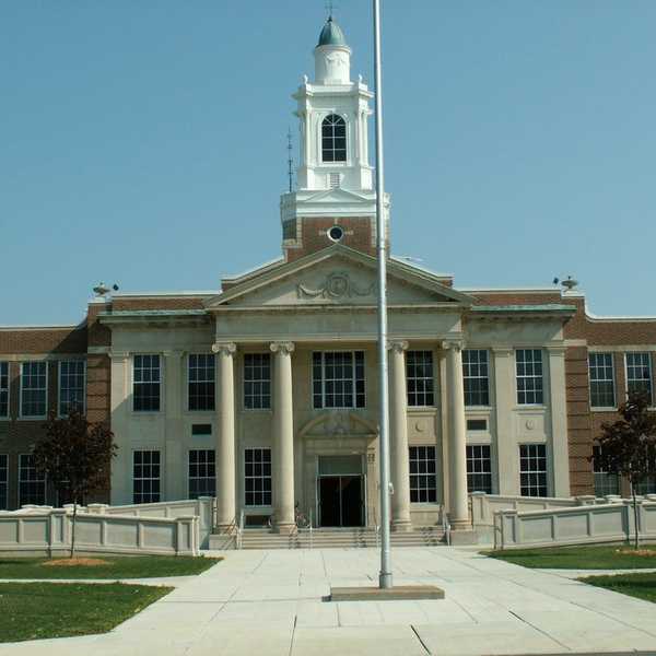 22 Signs That You Attended Williamsville South High School