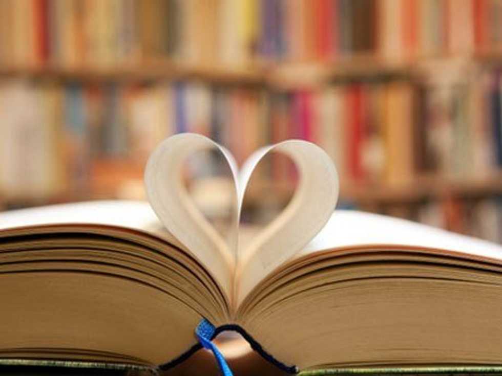 The Top 20 Books For Women in Their 20’s Going Into 2016