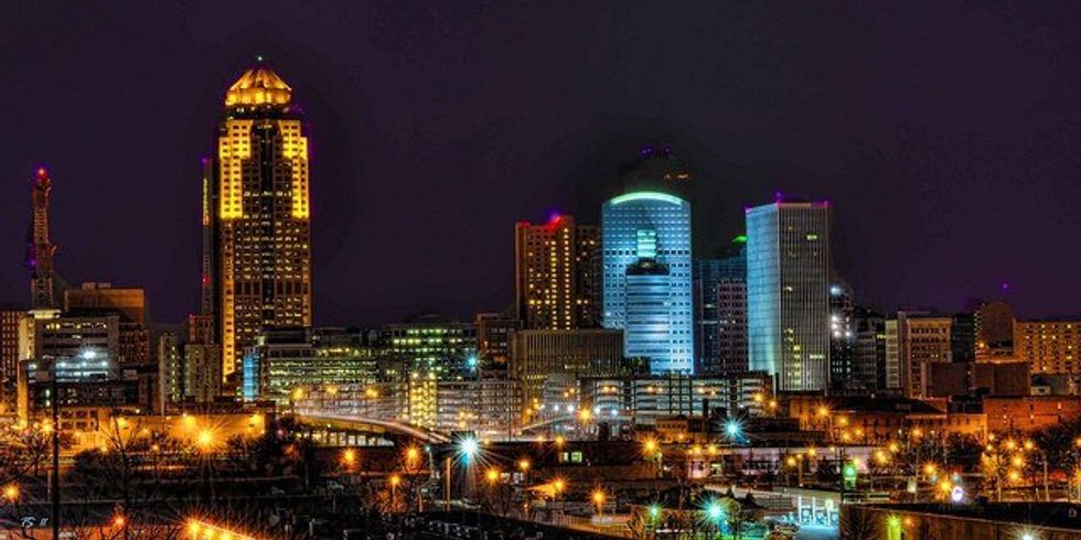 5 Restaurants Open Past 10PM In Des Moines