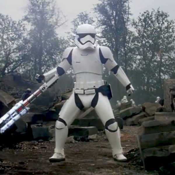 The 11 Funniest Uses Of The TR-8R Meme From The Force Awakens