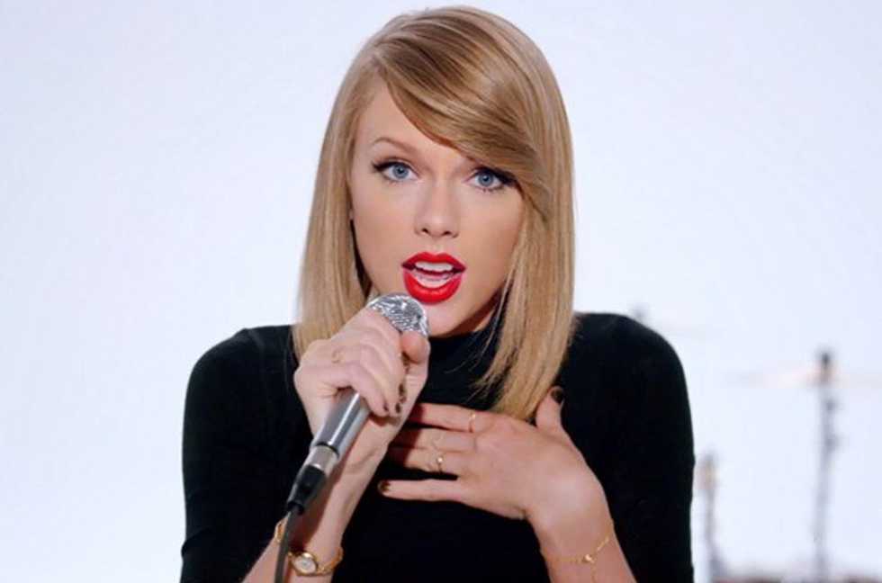 13 Reasons Why We All Want to Be Taylor Swift